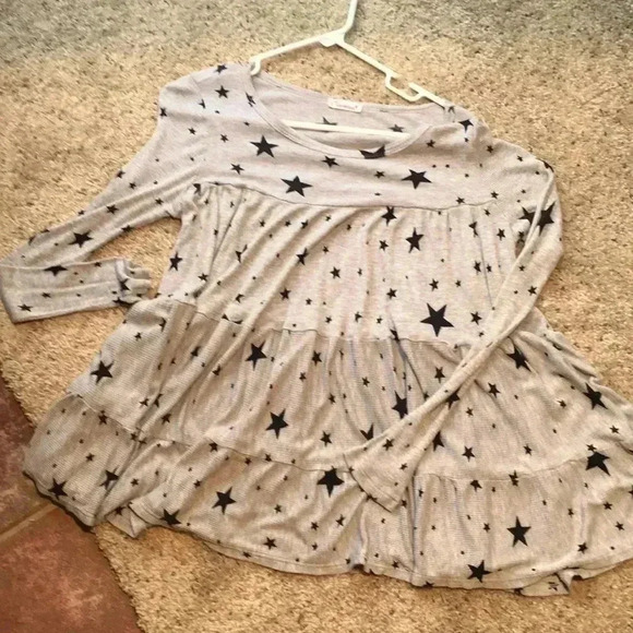 Maroni tiered babydoll top b4 - Picture 1 of 4